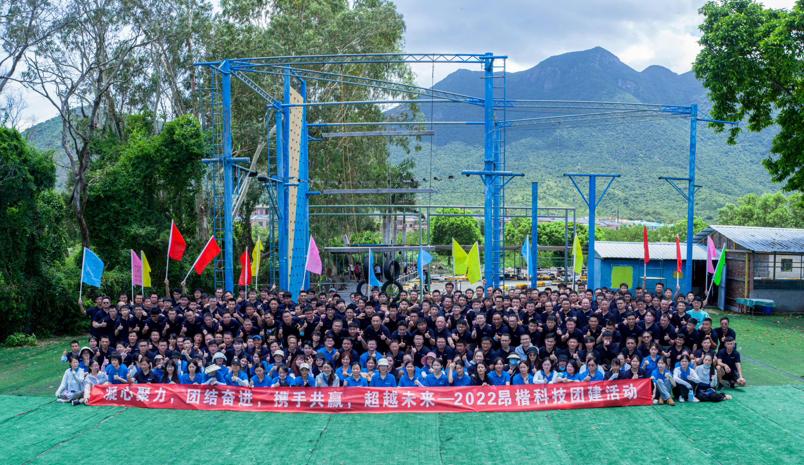c89b8e22147dc0a139d00dcc1d36f384.jpg
