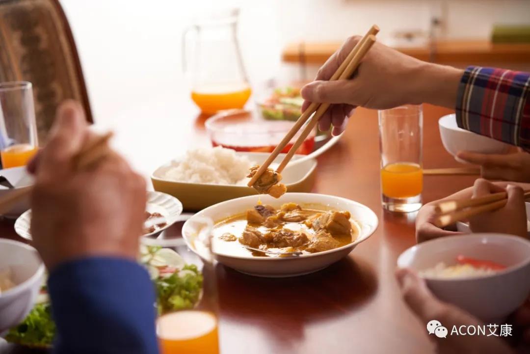 因?yàn)楹鲆暽眢w出現(xiàn)的這些變化，他們最后被確診結(jié)腸癌